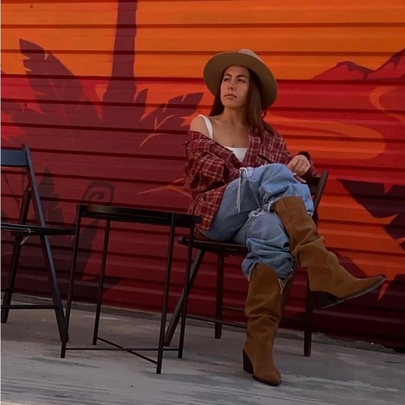 NOT IN LIVE SHOW Last 1! Oversize Red Plaid button Influencer long sleeve - Picture 6 of 7